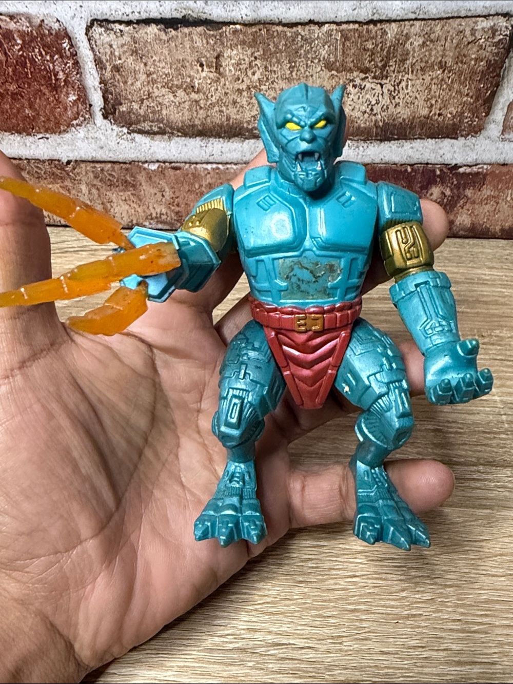 1996 KENNER DISNEY GARGOYLES HARD-WIRED BROADWAY ACTION FIGURE VINTAGE  TOY